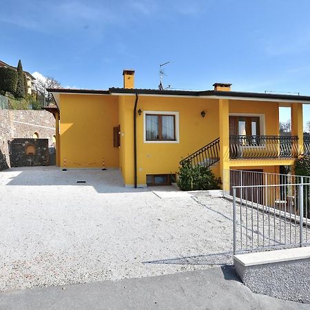 Red Apartment In Marciaga Di Costermano Buitenkant foto